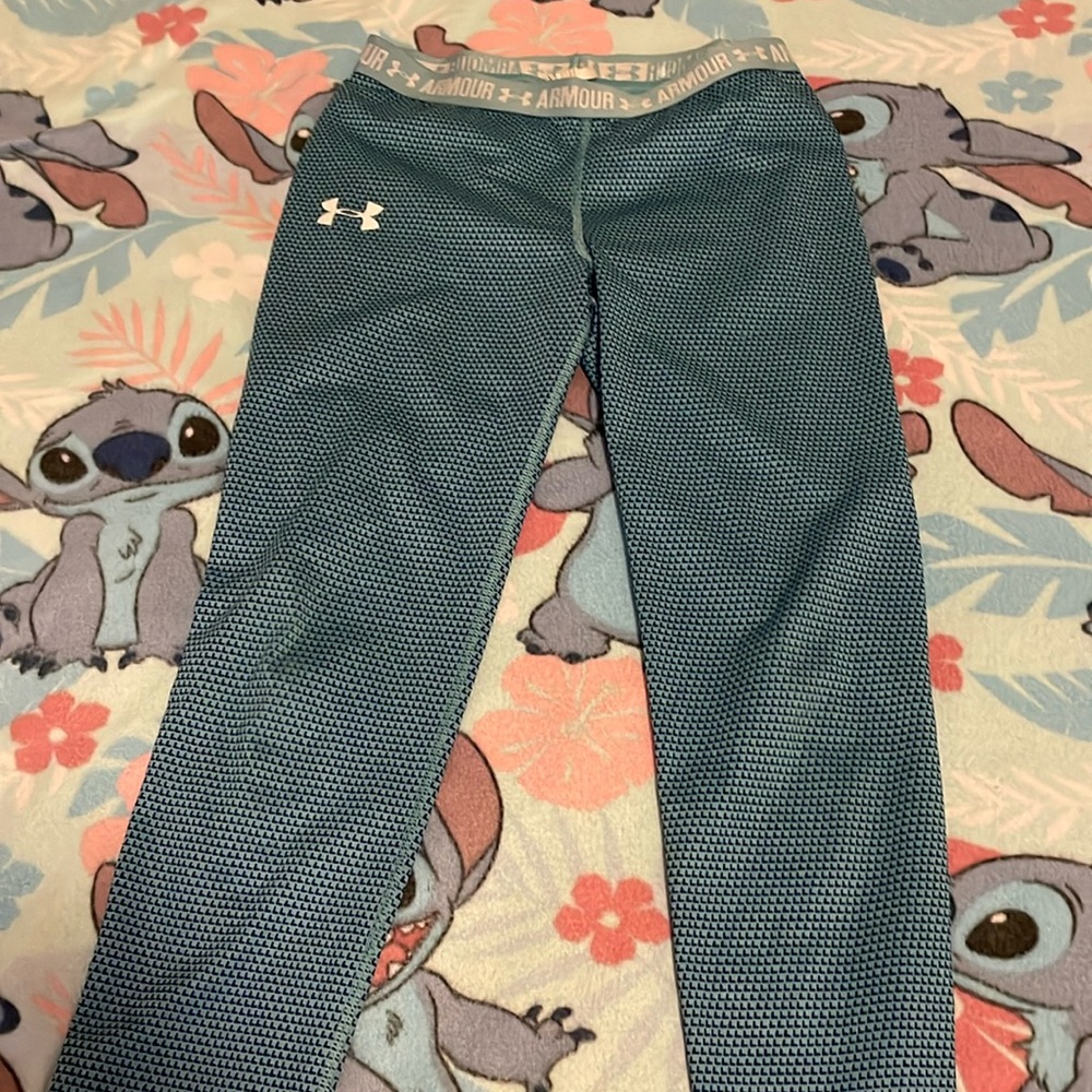 Blue under armor leggings in good condition